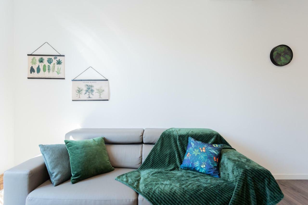Central & Modern Apartment By Rent All Como Eksteriør billede