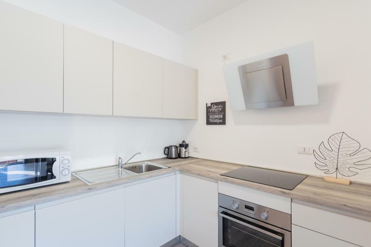 Central & Modern Apartment By Rent All Como Eksteriør billede